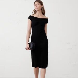 OFF-SHOULDER KNIT MIDI DRESS